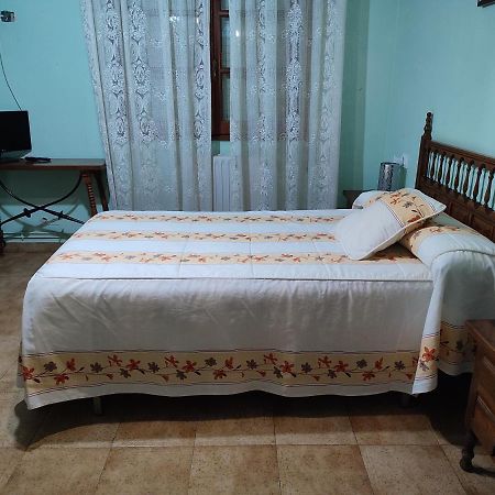Pension - Restaurante Vilaboa Boveda  Εξωτερικό φωτογραφία