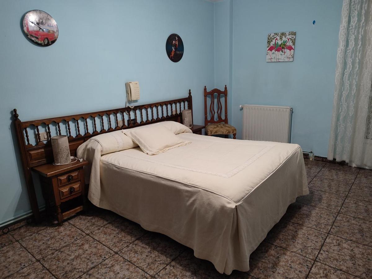 Pension - Restaurante Vilaboa Boveda  Εξωτερικό φωτογραφία