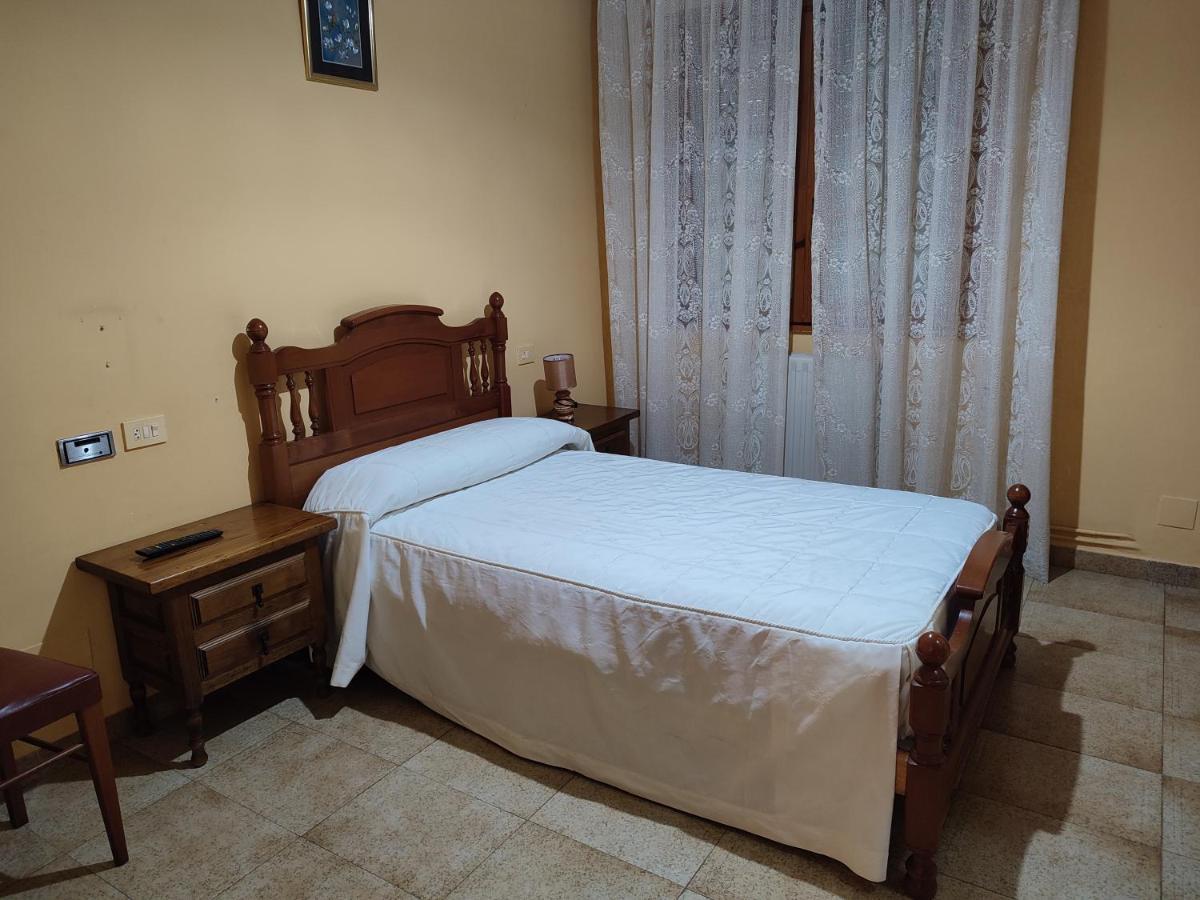Pension - Restaurante Vilaboa Boveda  Εξωτερικό φωτογραφία